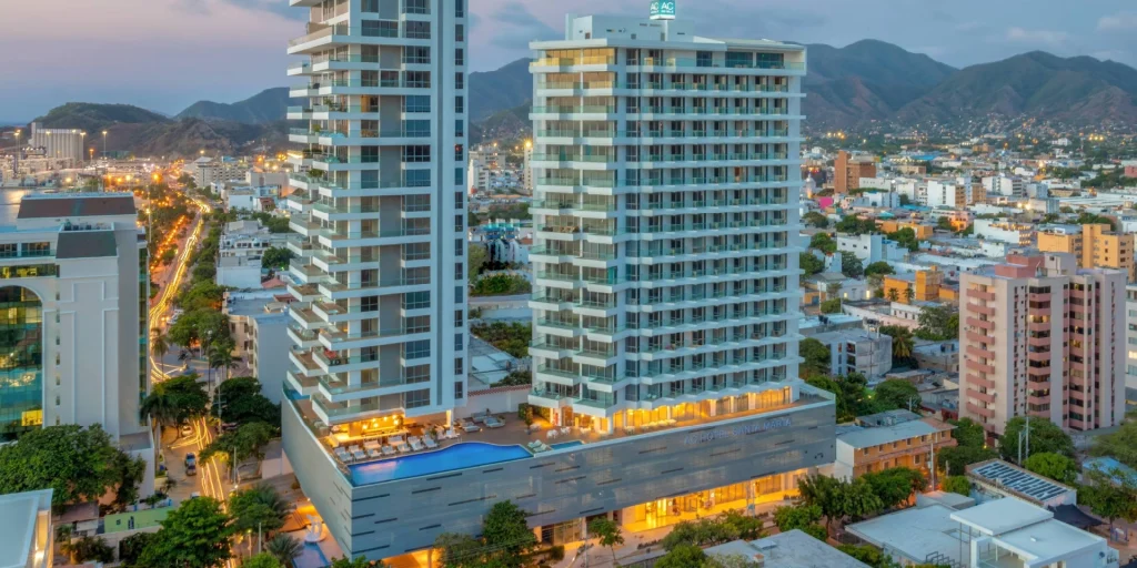 Conoce Hotel AC Marriott - foto 1 de 47