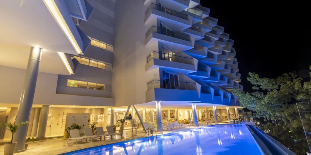Conoce Hotel Grand Sirenis - foto 12 de 22
